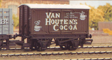 Van Houtens Cocoa Ventilated Van