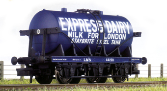 L.M.S. Express Dairies 6 Wheel Milk Tank Wagon