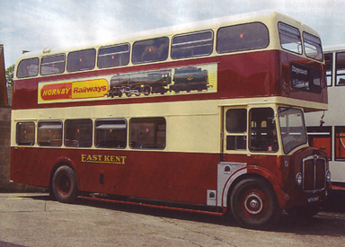 Hornby Railways Retro Bus